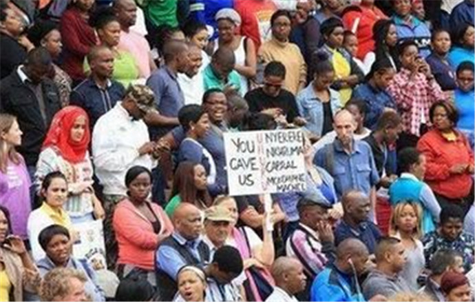 南非爆发排外游行
