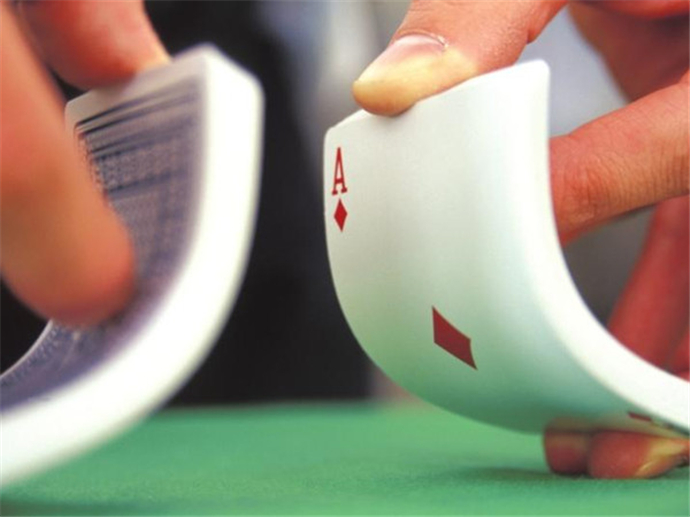 玩扑克四年赚千万
