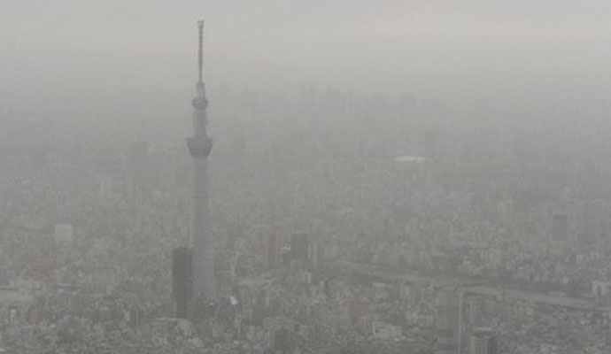 日本遭沙尘暴