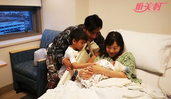 陈龙二胎儿子出生