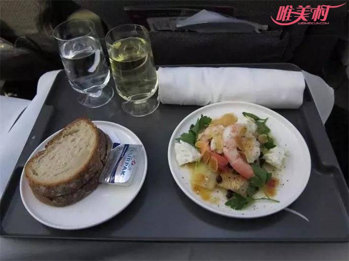 简单飞机餐
