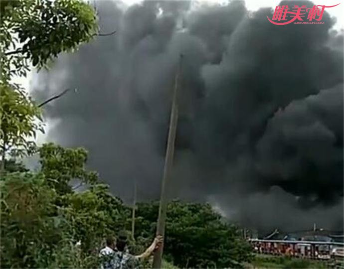 杭州萧山机场附近发生火情现场图片