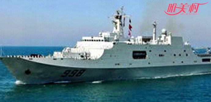 中国海军击溃海盗