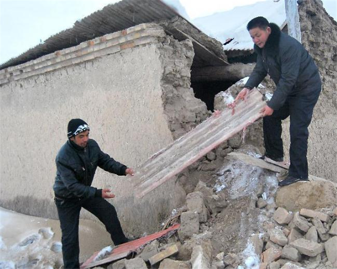 新疆阿克苏发生地震