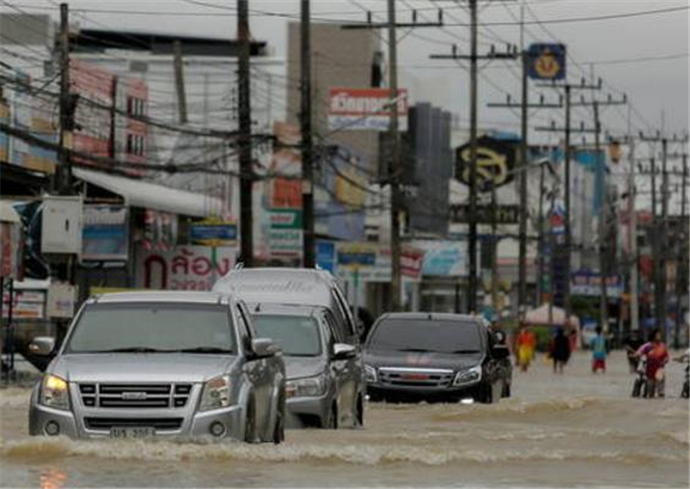 泰国水灾致24人遇难