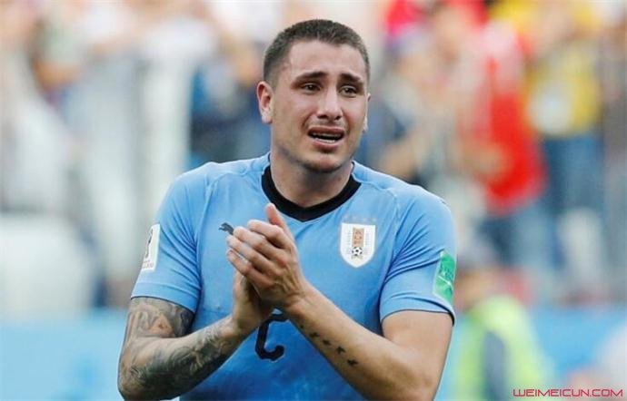 乌拉圭球员哭了