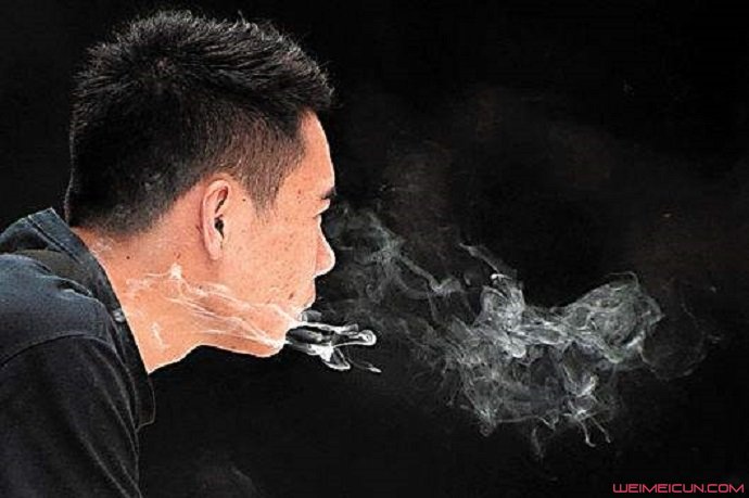 专家批中国烟包装