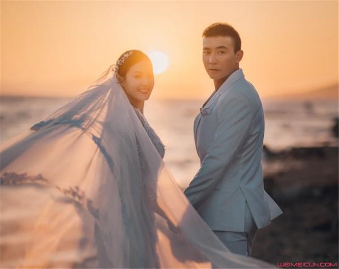 刘畊宏和王婉霏拍婚纱照