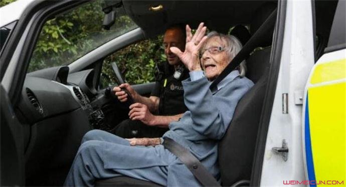 104岁老人的愿望是被逮捕