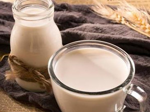 人造奶也登场了 人造牛奶和牛奶的区别如何
