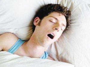 睡觉打呼鲁怎么回事 分享4种治疗打呼噜的小