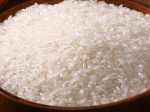 奇老太吃生米上瘾 还好吃生米对人体无害