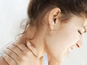女孩颈椎老化50岁 揭女孩颈椎老化原因始末