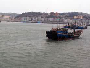 福建平潭附近海域两船碰撞 运输船沉没现场