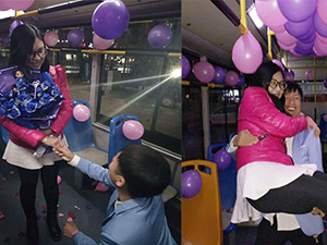 吉林公交司机求婚美女乘客 现场浪漫且有心