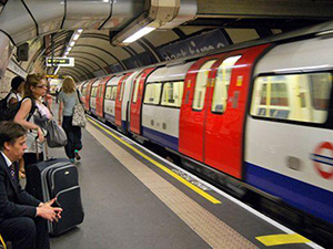 伦敦回应空调车 伦敦地铁竟然没有空调温度