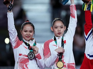 刘婷婷高低杠夺冠 中国女子体操新星将继续