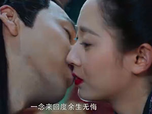 邹廷威和陈钰琪亲吻视频 两人甜蜜亲吻浪漫