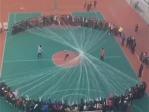 中国学生炫酷跳绳 具体经过画面曝光这新玩