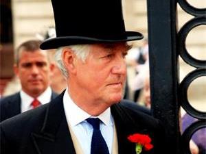 英国人为什么喜欢戴帽子？