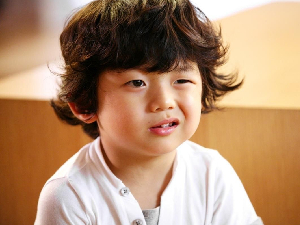 韩国童星王锡玄长大了 18岁的他已经变成大帅哥了